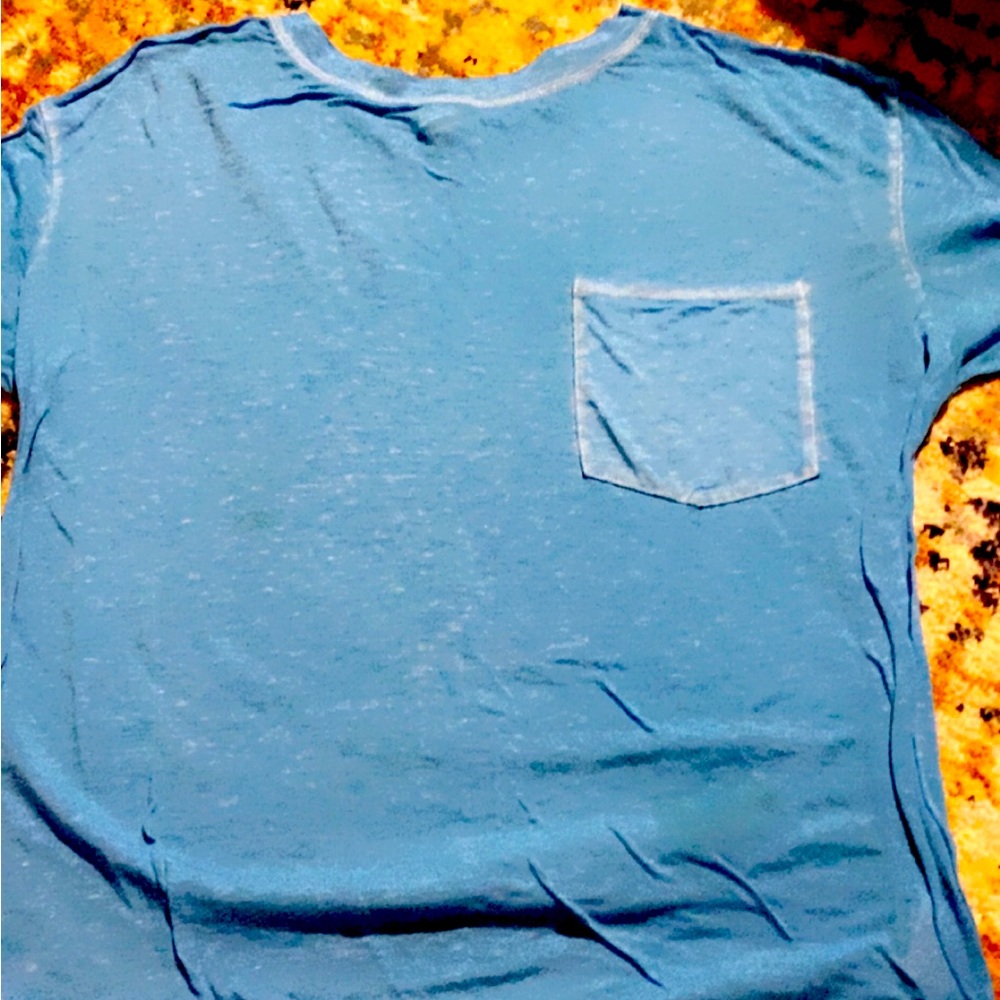 Plain blue tshirt